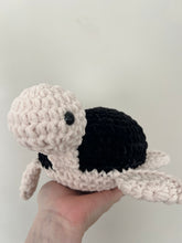 Load image into Gallery viewer, Crochet Turtle