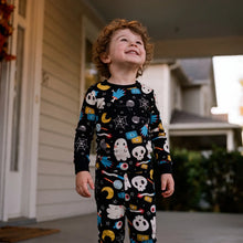 Load image into Gallery viewer, Glow in the dark Halloween horror night black pajamas